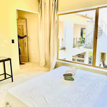 Suami S Room Casa Padura Кабарете Екстериор снимка