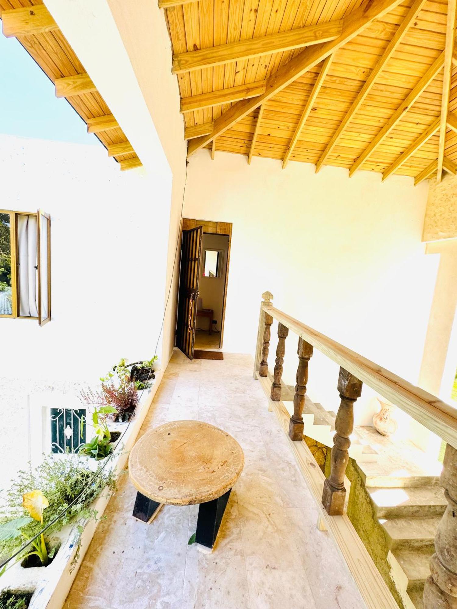 Suami S Room Casa Padura Кабарете Екстериор снимка